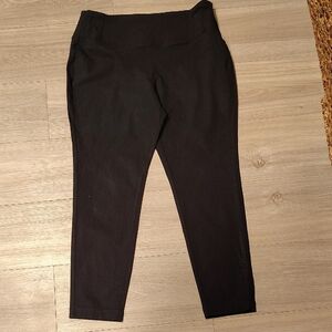 Worthington Black Ankle Ponte Pants